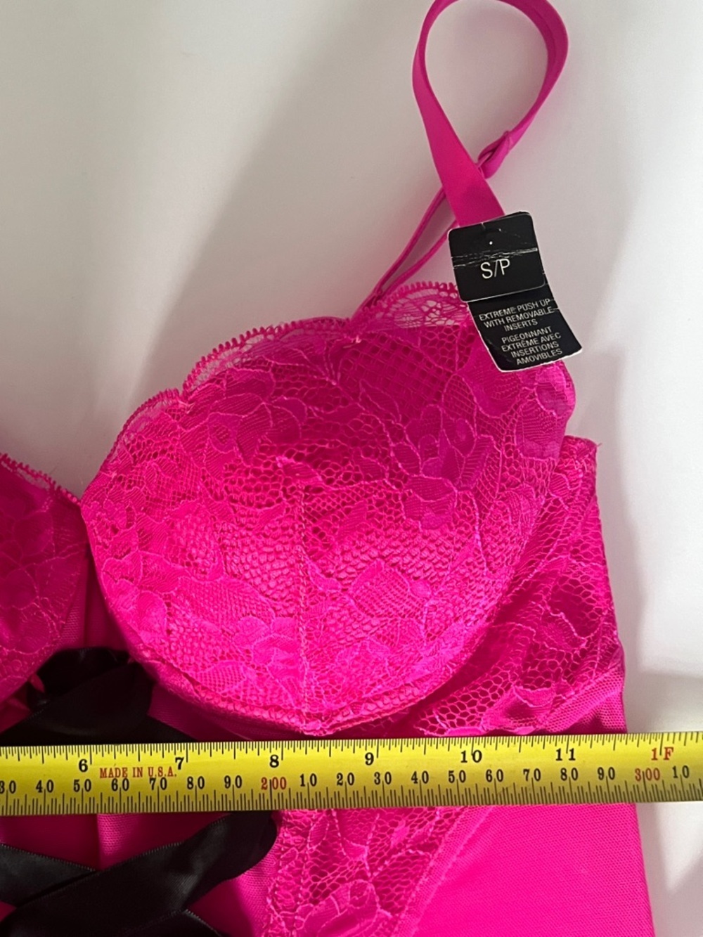 La Senza Hot Pink Lace Corset with Black Ribbon Size Small NWT - Picture 2 of 9